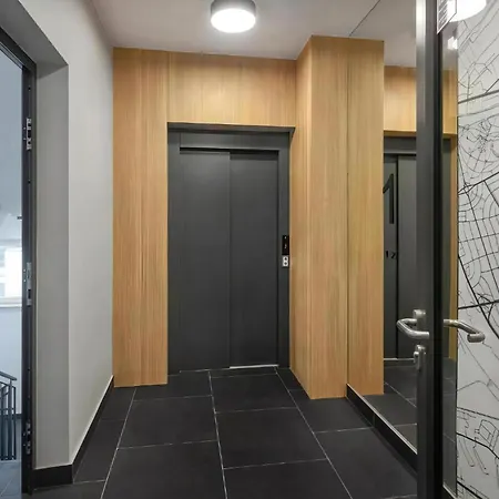 Apartment P17 *